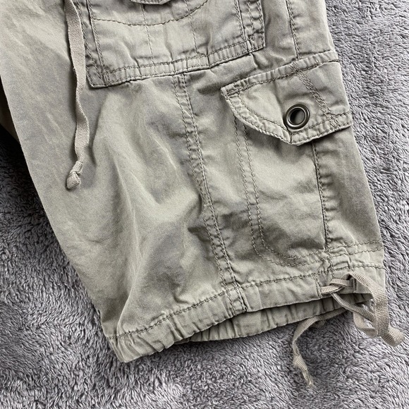 Union Bay Utility Cargo Shorts Womens 3 Cream Beige - Picture 3 of 13